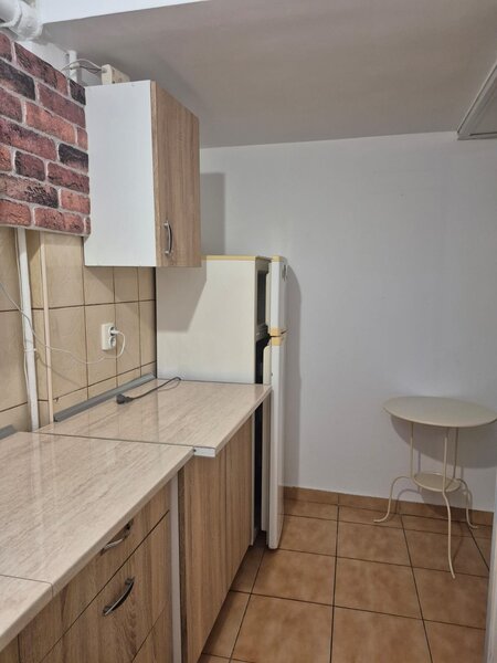 Sala Palatului, Brezoianu,