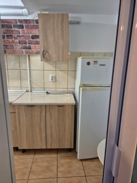 Sala Palatului, Brezoianu,