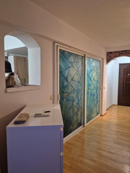 Sala Palatului, Brezoianu,