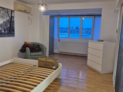 Sala Palatului, Brezoianu